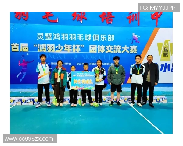 武汉羽毛球队在欧锦赛中的节奏表现分析与精彩瞬间回顾 武汉羽毛球队在欧锦赛中的节奏表现分析与精彩瞬间回顾