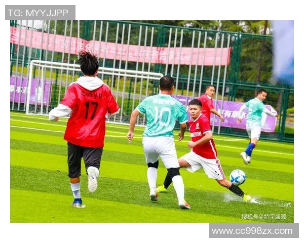 刘邦与足球明星同框合影展现历史与现代体育的奇妙交融 刘邦与足球明星同框合影展现历史与现代体育的奇妙交融